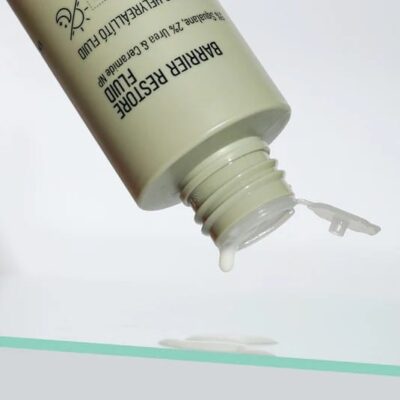 Hidratantni fluid s niacinamidom i skvalanom za svilenkastu kožu