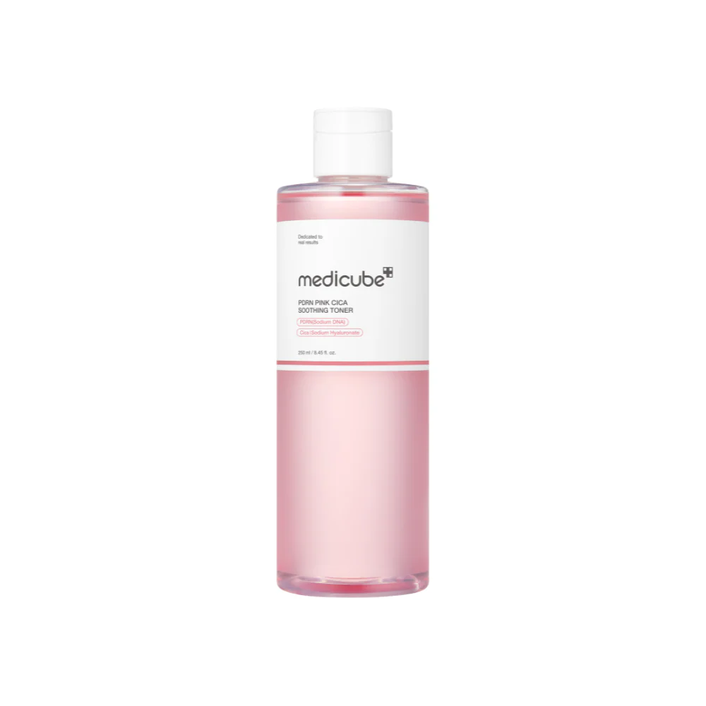 Medicube PDRN Pink Cica Soothing Toner – ružičasti toner s Cica ekstraktom i PHA za umirenu i blistavu kožu
