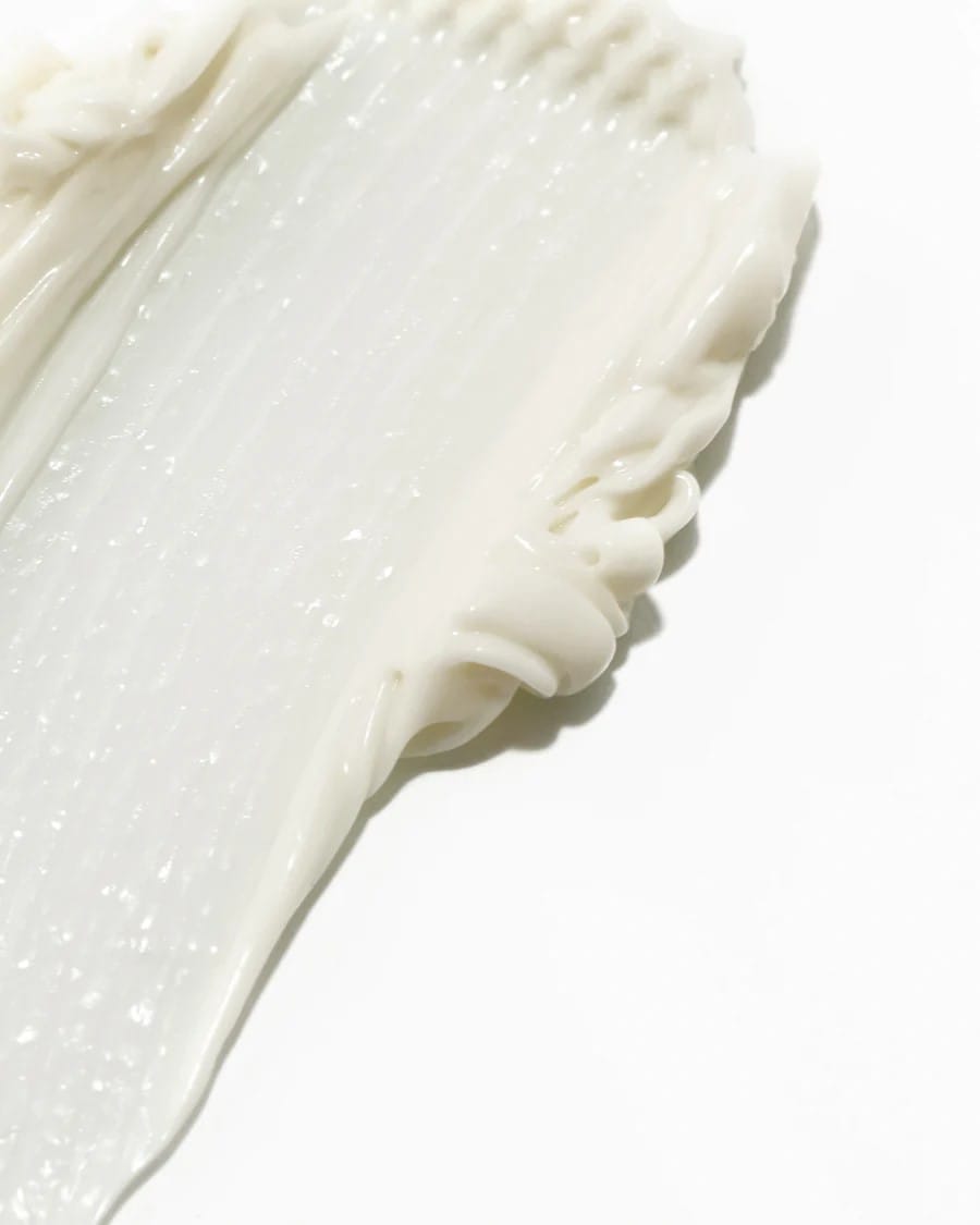 Tekstura Novexpert Omega Bogate kreme – bogata, hranjiva formula za suhu kožu